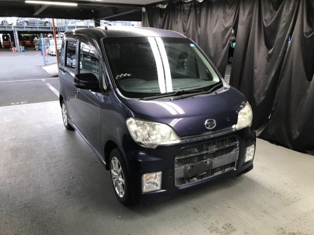 1090 Daihatsu Tanto exe L455S 2011 г. (NISSAN Osaka)